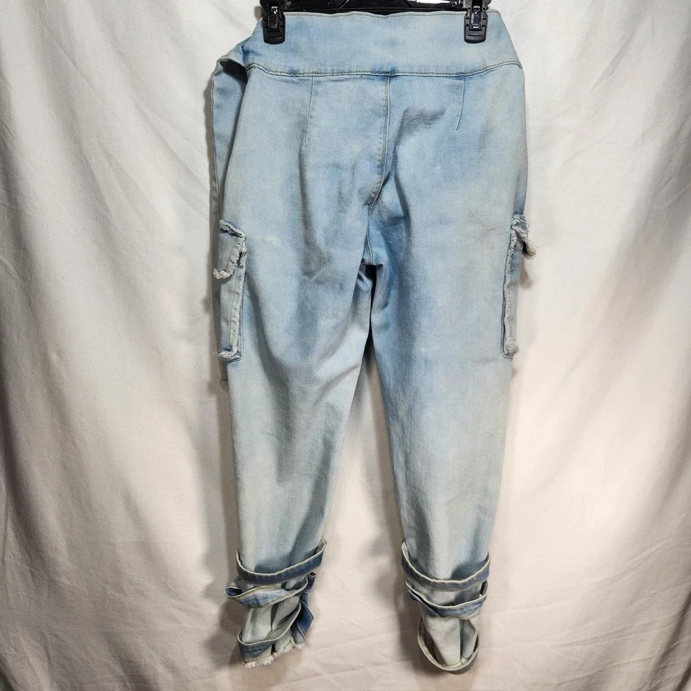 My Boo Brand Distressed High-Waisted Jeans with Tie Belt Size Small Cargo Pocket - Picture 3 of 9